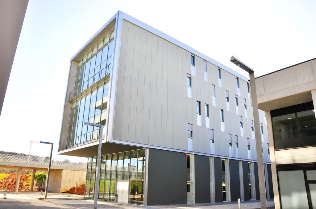 Residencia Universitaria Resa Roberto De Nobili Sant Cugat del Vallès Exterior foto